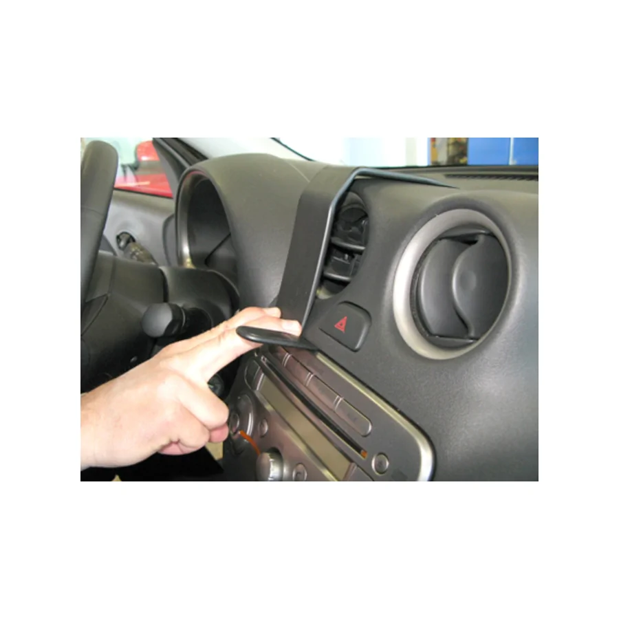 Bild 3 : 854629 : Brodit ProClip für Nissan Micra, ab Bj. 2011 bis 2014 (nicht bei Werksnavigation!)