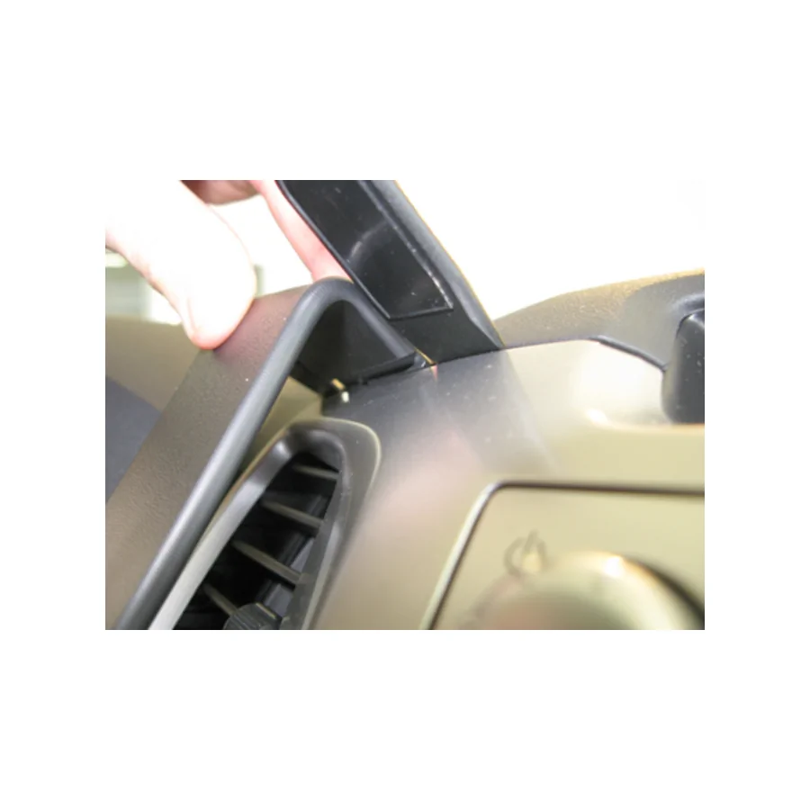 Bild 3 : 854742 : Brodit ProClip für Toyota HiLux, ab Bj. 2012 bis 2016