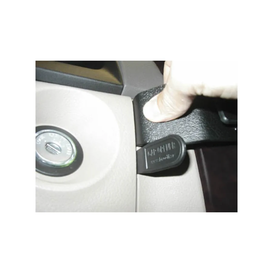 Bild 2 : 854759 : Brodit ProClip für KIA Sorento 1, ab Bj. 08/2002 bis 2007 (Nicht für Modelle mit Holzpanel!)