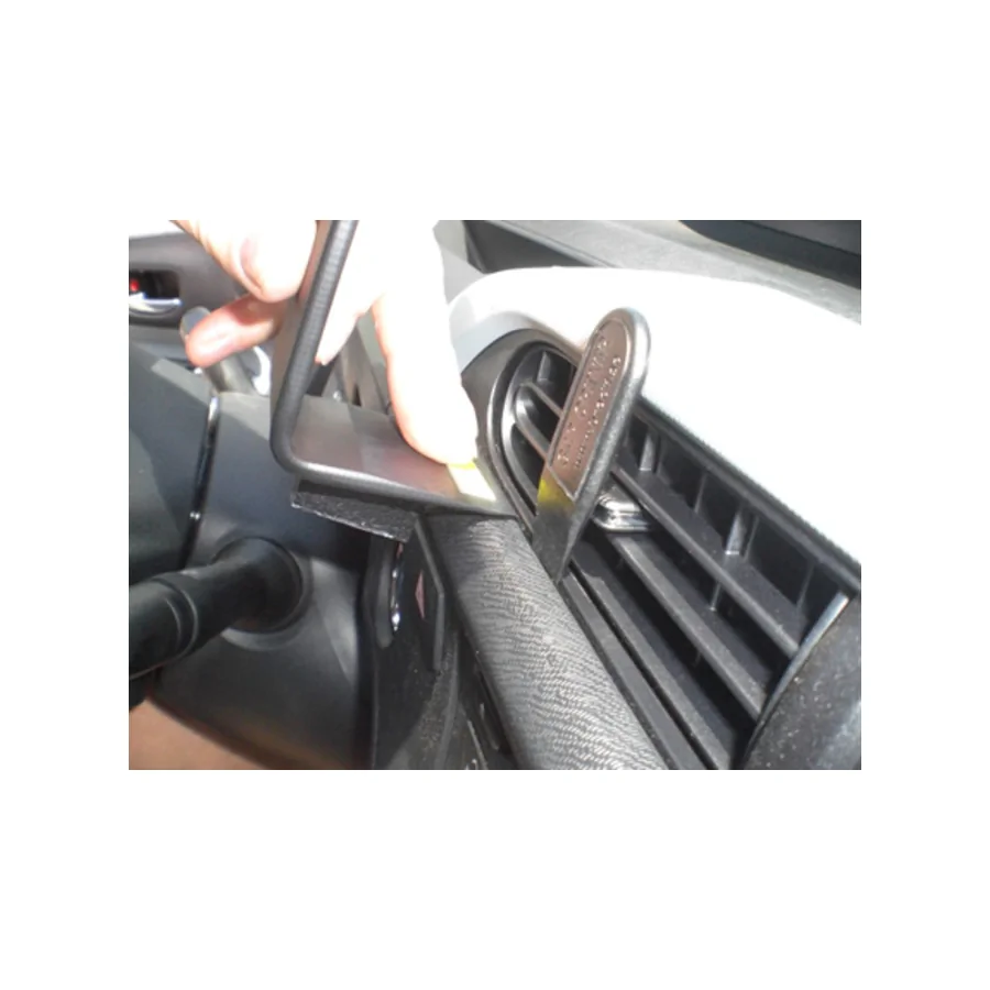 Bild 1 : 854784 : Brodit ProClip für Toyota Prius C (city), ab Bj. 2012 bis 2017