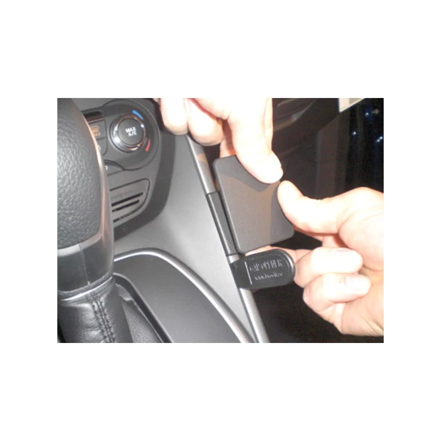 Bild 3 : 854796 : Brodit ProClip für Ford C-Max (USA), ab Bj. 2013 bis 2018