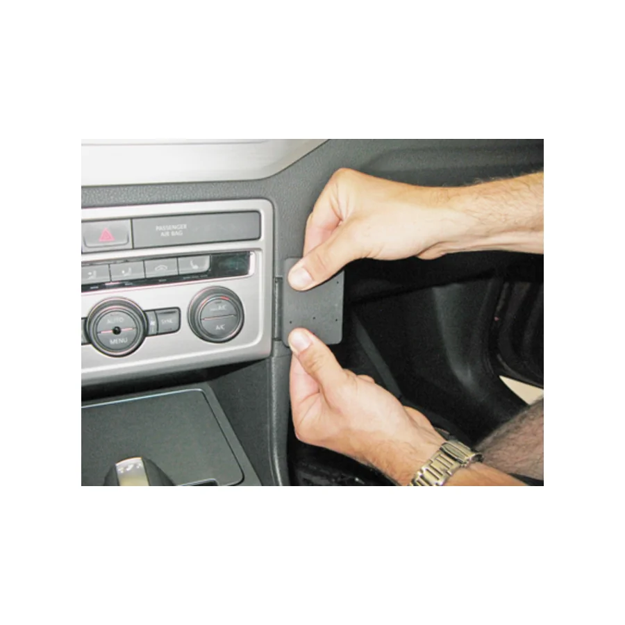 Bild 3 : 855030 : Brodit ProClip für VW Golf Sportsvan ab Bj. 2014 bis 2021