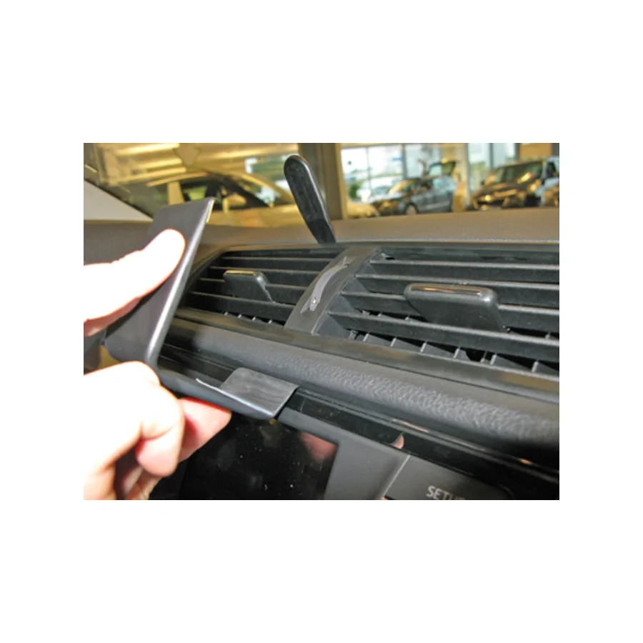 Bild 2 : 855076 : Brodit ProClip für Skoda Fabia III, ab Bj. 11/2014 bis 2021