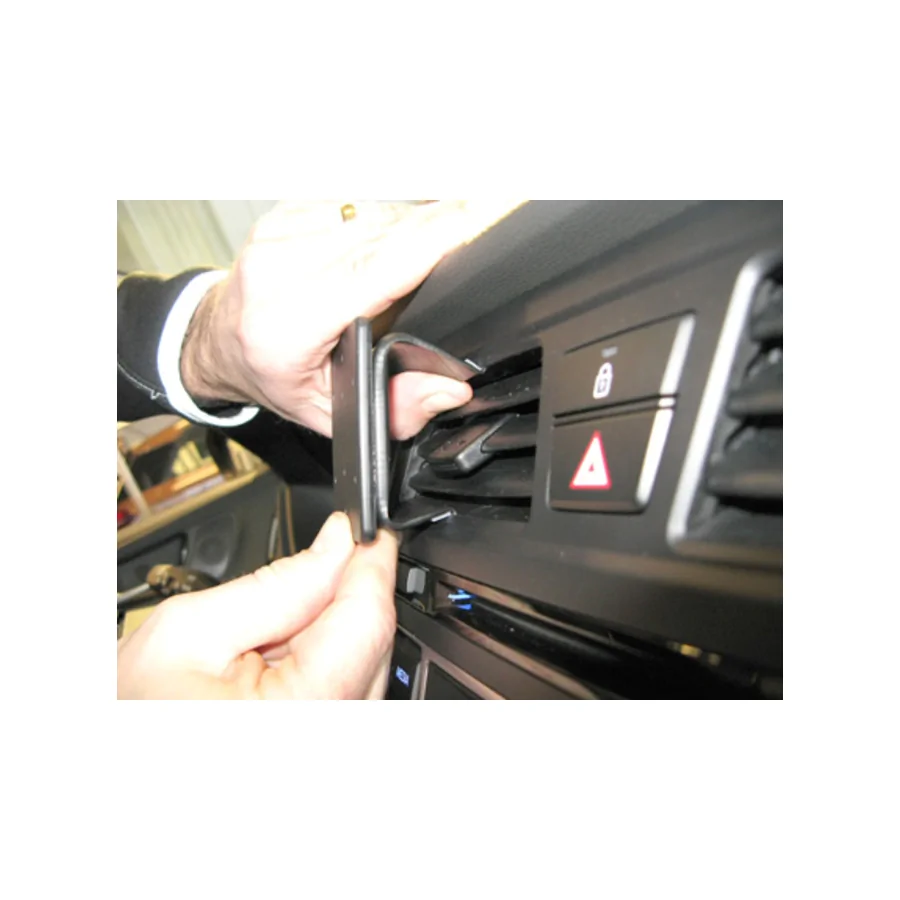 Bild 2 : 855083 : Brodit ProClip für Hyundai i20, ab Bj. 12/2014 bis 06/2018