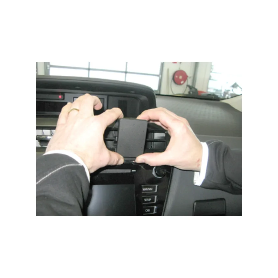 Bild 3 : 855084 : Brodit ProClip für Toyota Prius Plus, ab Bj. 2015 bis 2020