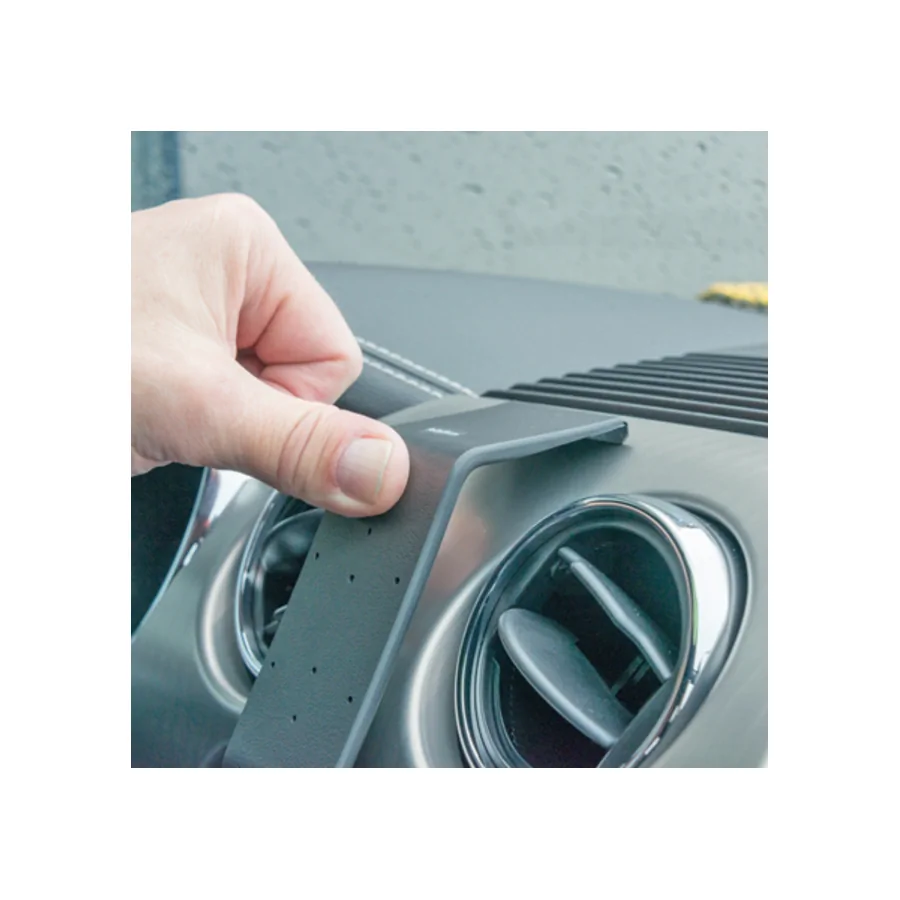 Bild 2 : 855096 : Brodit ProClip für Ford Mustang, ab Bj. 2015 bis 2023 (NICHT bei Carbonfaser-Panel und Bang Olufsen-Audio)