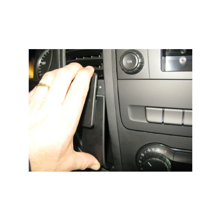 Bild 3 : 855220 : Brodit ProClip für Mercedes Vito (W447), ab Bj. 05/2014 bis 2023 (NICHT bei Automatik!)