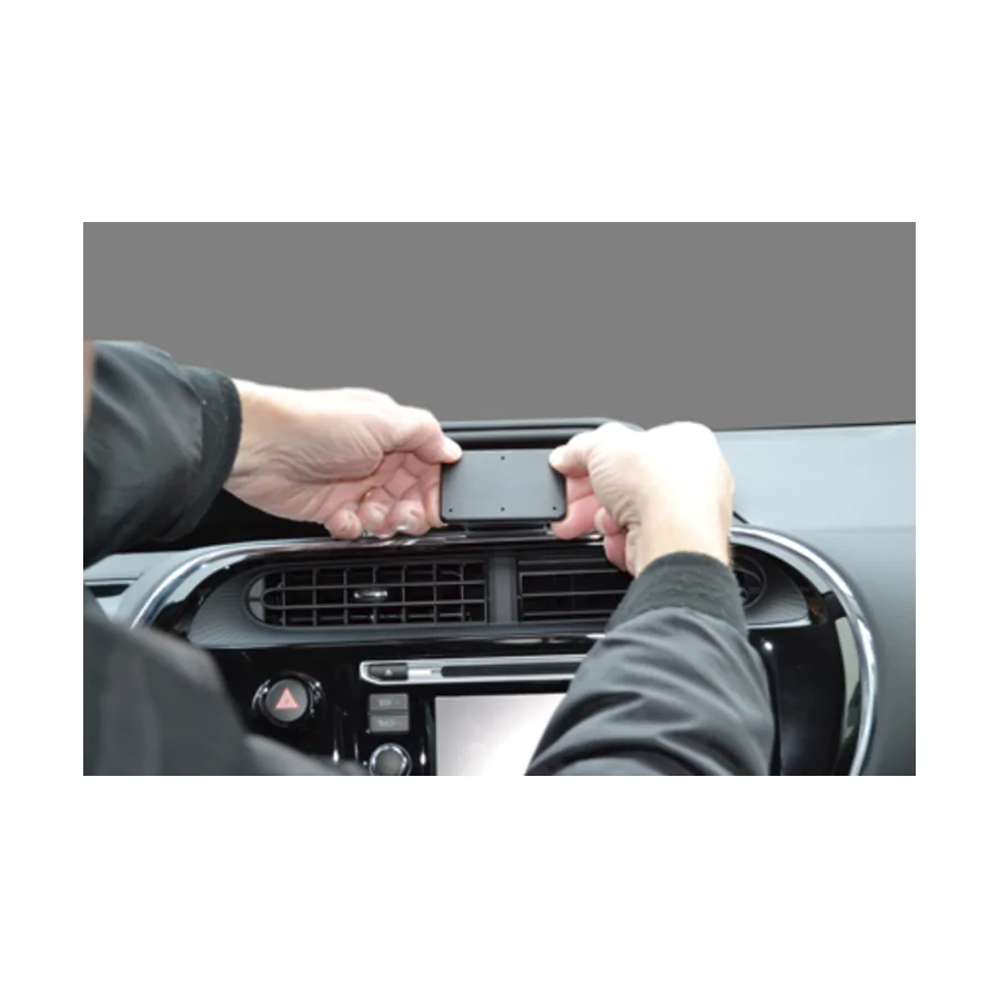 Bild 2 : 855365 : Brodit ProClip für Toyota Prius C (city) ab Bj. 2018 bis 2020