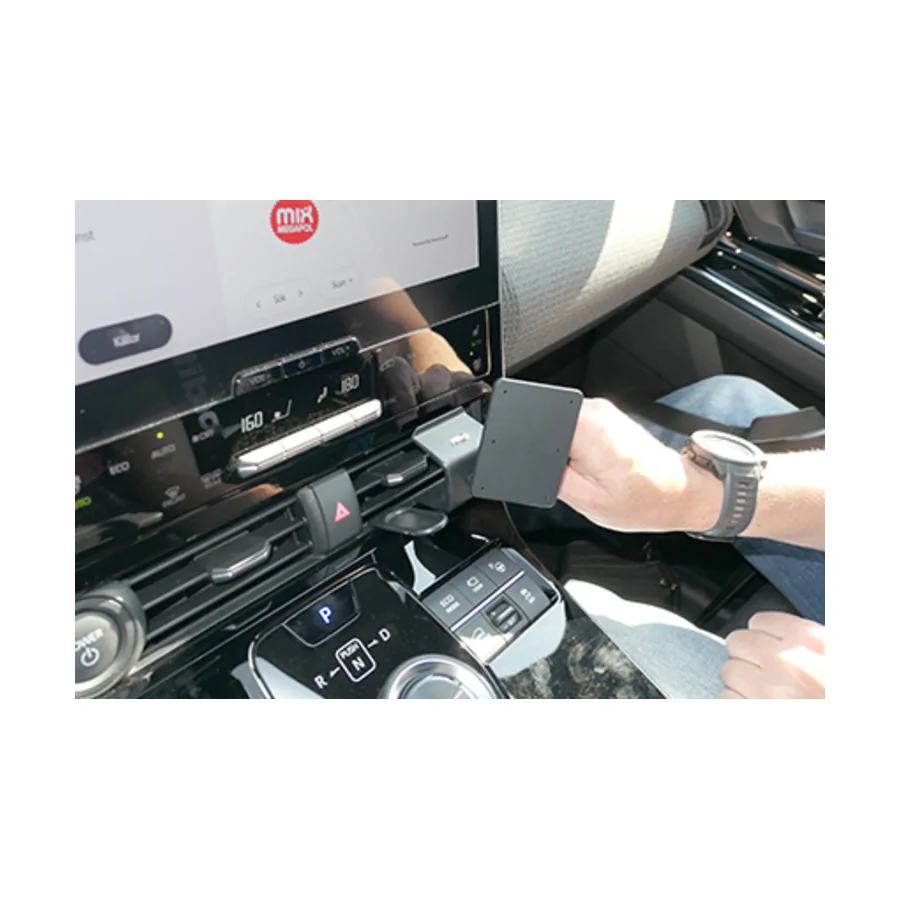 Bild 2 : 855893 : Brodit ProClip für Toyota bZ4X, ab Bj. 2023 bis 2025
