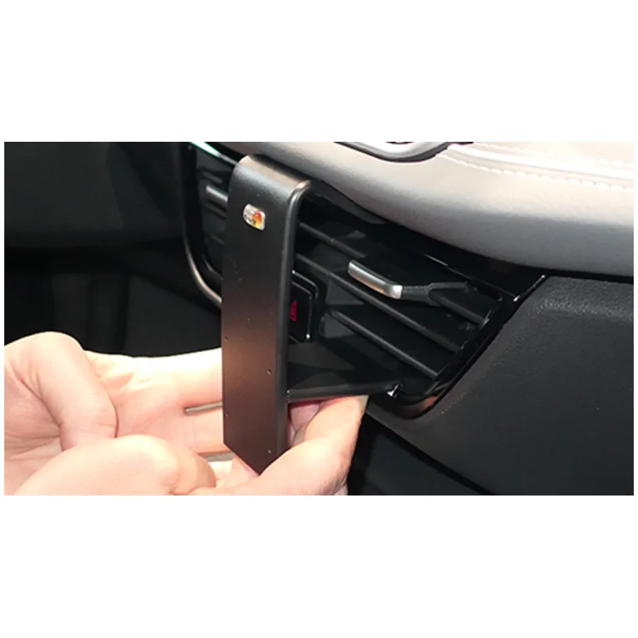 Bild 3 : 856027 : Brodit ProClip für VW Passat (B9) ab 2024 (Nur bei 12.9 Zoll Bildschirm!)