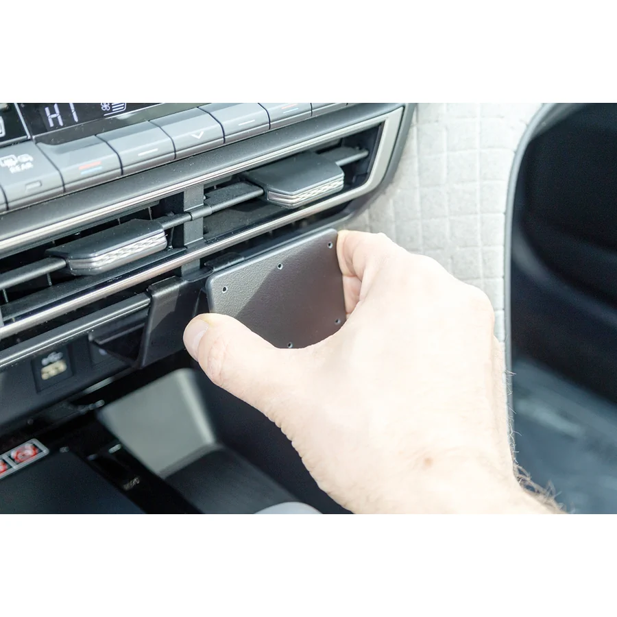 Bild 1 : 856143 : Brodit ProClip für Toyota Camry, ab Bj. 2025